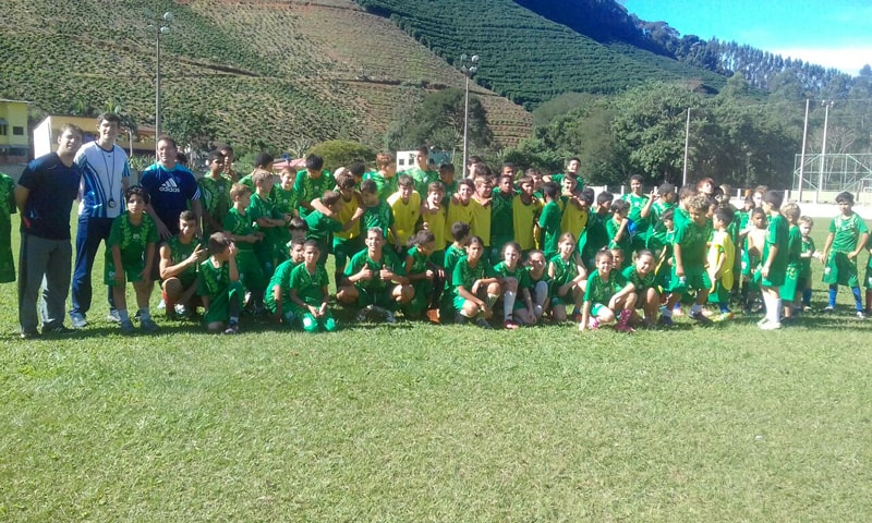 Alunos do Projeto de Futebol da Sede, de Soído de Baixo e de Santa Maria de Marechal
