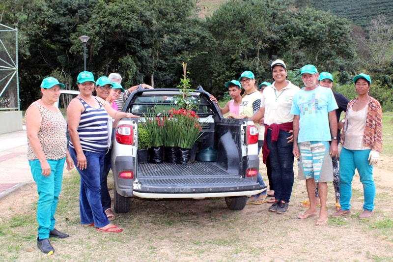 Curso de jardinagem na Vila dos Ipês na Vila dos Ipês em Santa Maria de Marechal