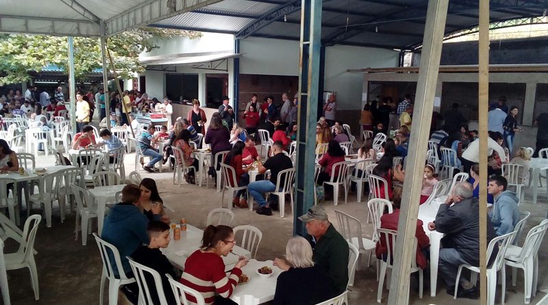 Festa da Colheita na Comunidade Luterana de Marechal Floriano