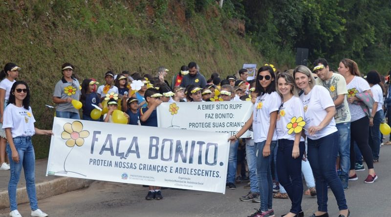 Uma bonita caminhada, com a participação de alunos de seis escolas de Marechal Floriano, lembrou o Dia Nacional de Combate ao Abuso e à Exploração Sexual de Crianças e Adolescentes.