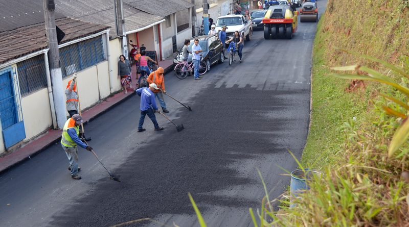 obras de asfalta na sede de marechal floriano