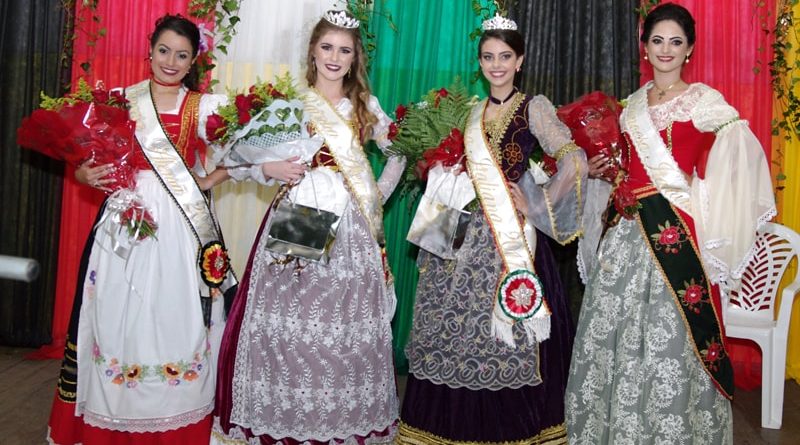 rainhas e princesas eleitas no desfile da italemanha em marechal floriano em 2017