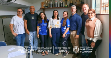 As Secretarias Municipais de Assistência Social, Esportes e Saúde trabalhando juntas para o fortalecimento do Programa Florianense Saudável. As Secretarias Municipais de Assistência Social, Esportes e Saúde trabalhando juntas para o fortalecimento do Programa Florianense Saudável.